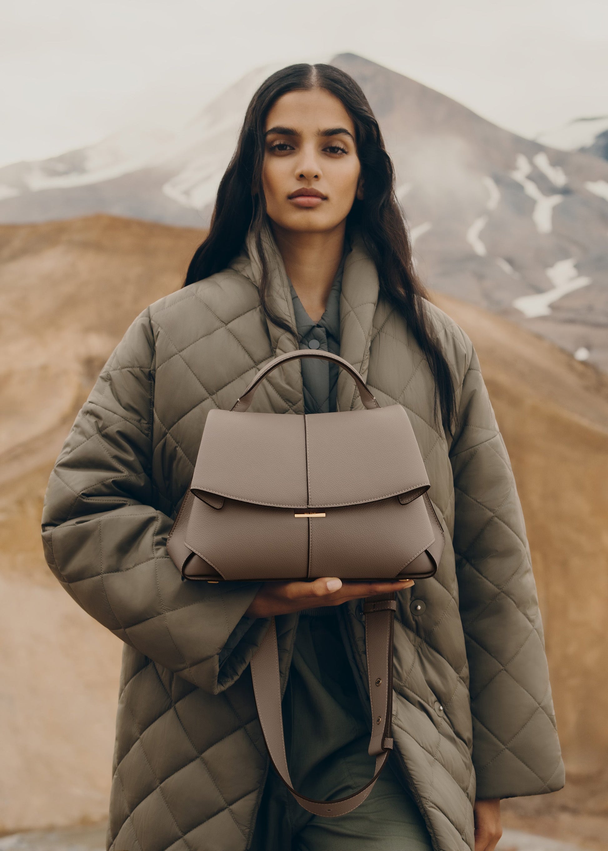 Velna El Çantası - Kum beji