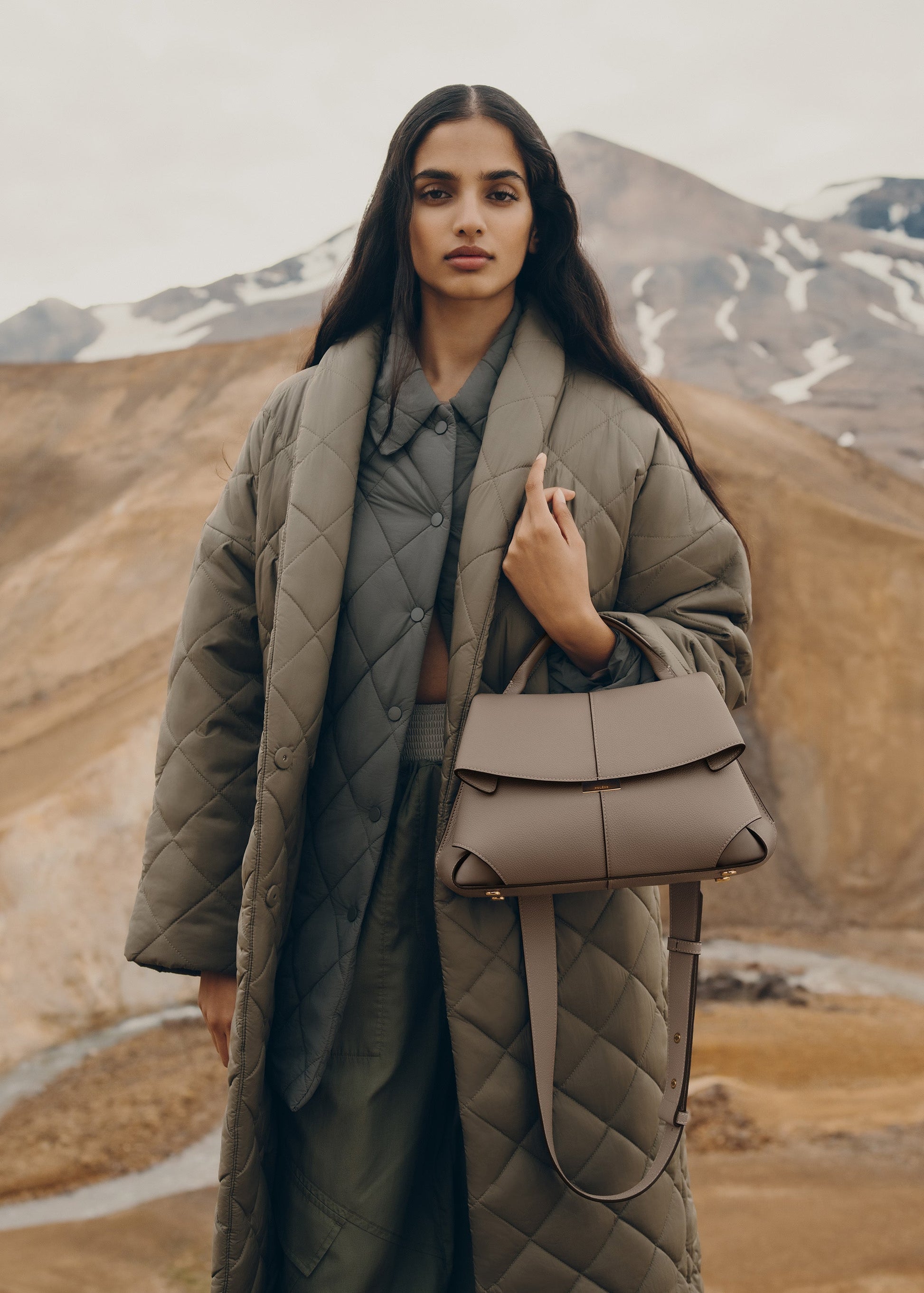 Velna El Çantası - Kum beji