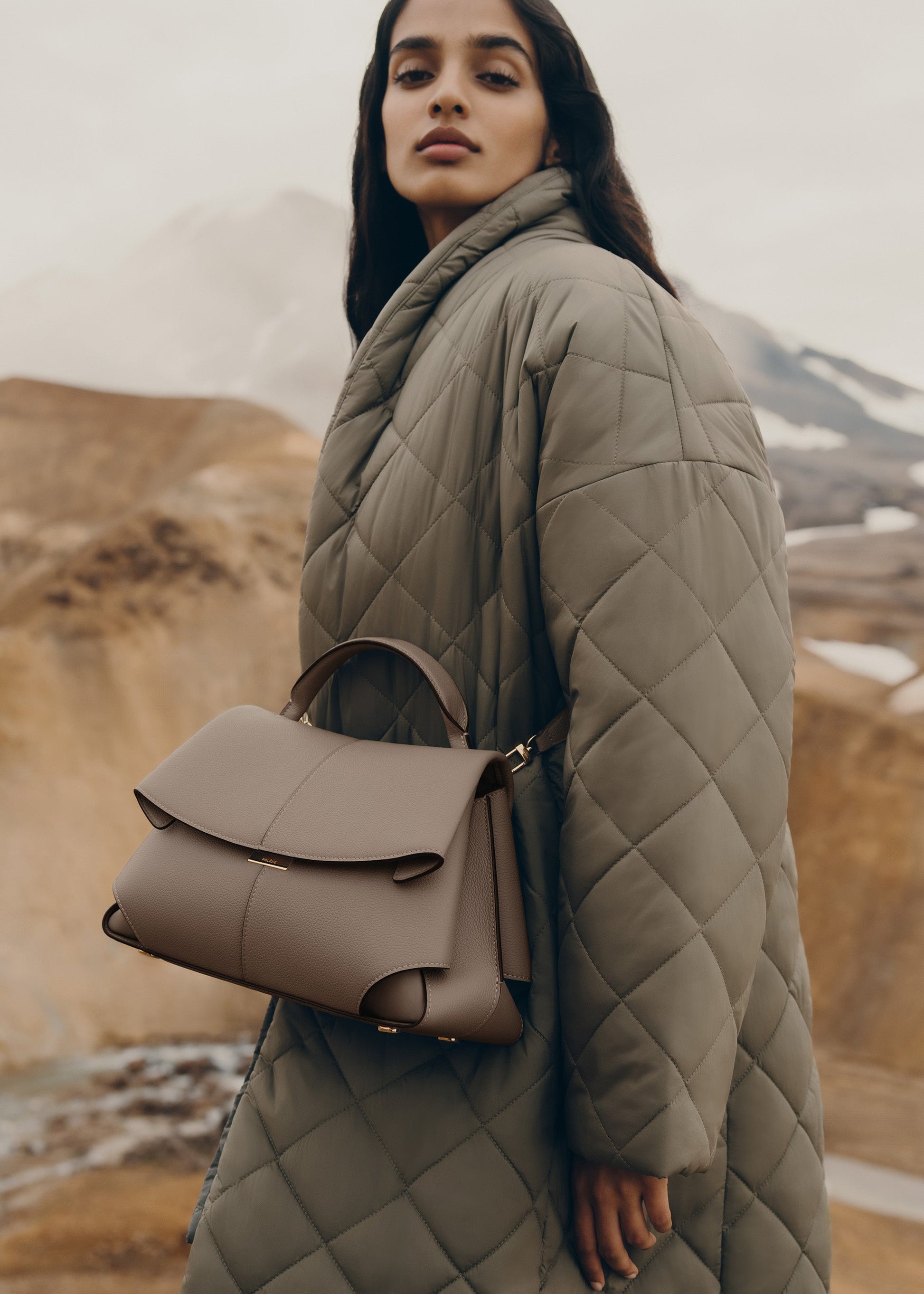 Velna El Çantası - Kum beji