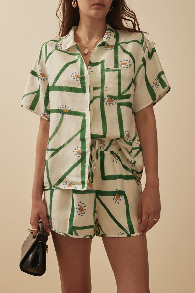 Benzersiz Narin Baskılı Gevşek Düğmeli Üst Şort Takım