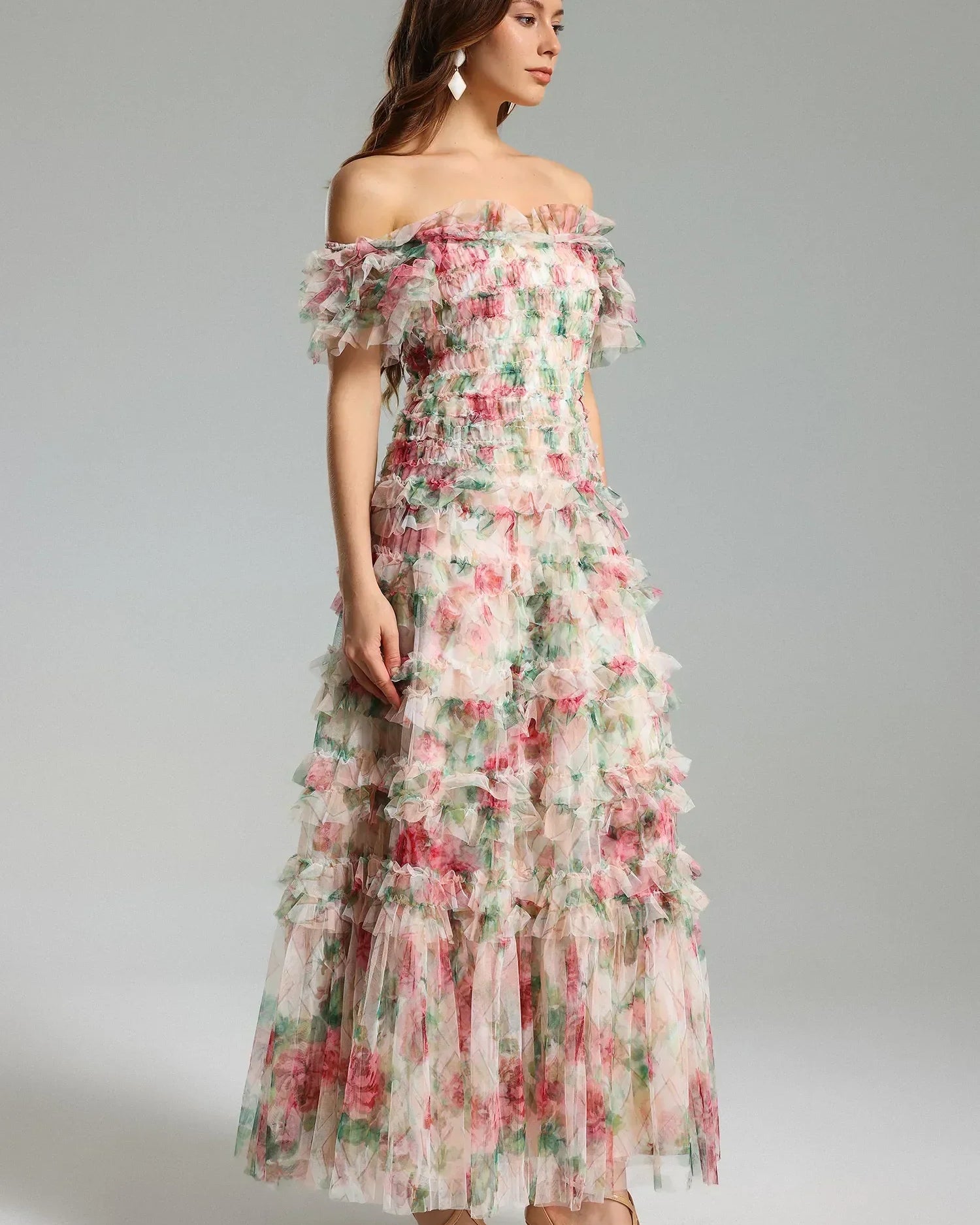 Qearl Çiçekli Düşük Omuz Pileli Maxi Elbise