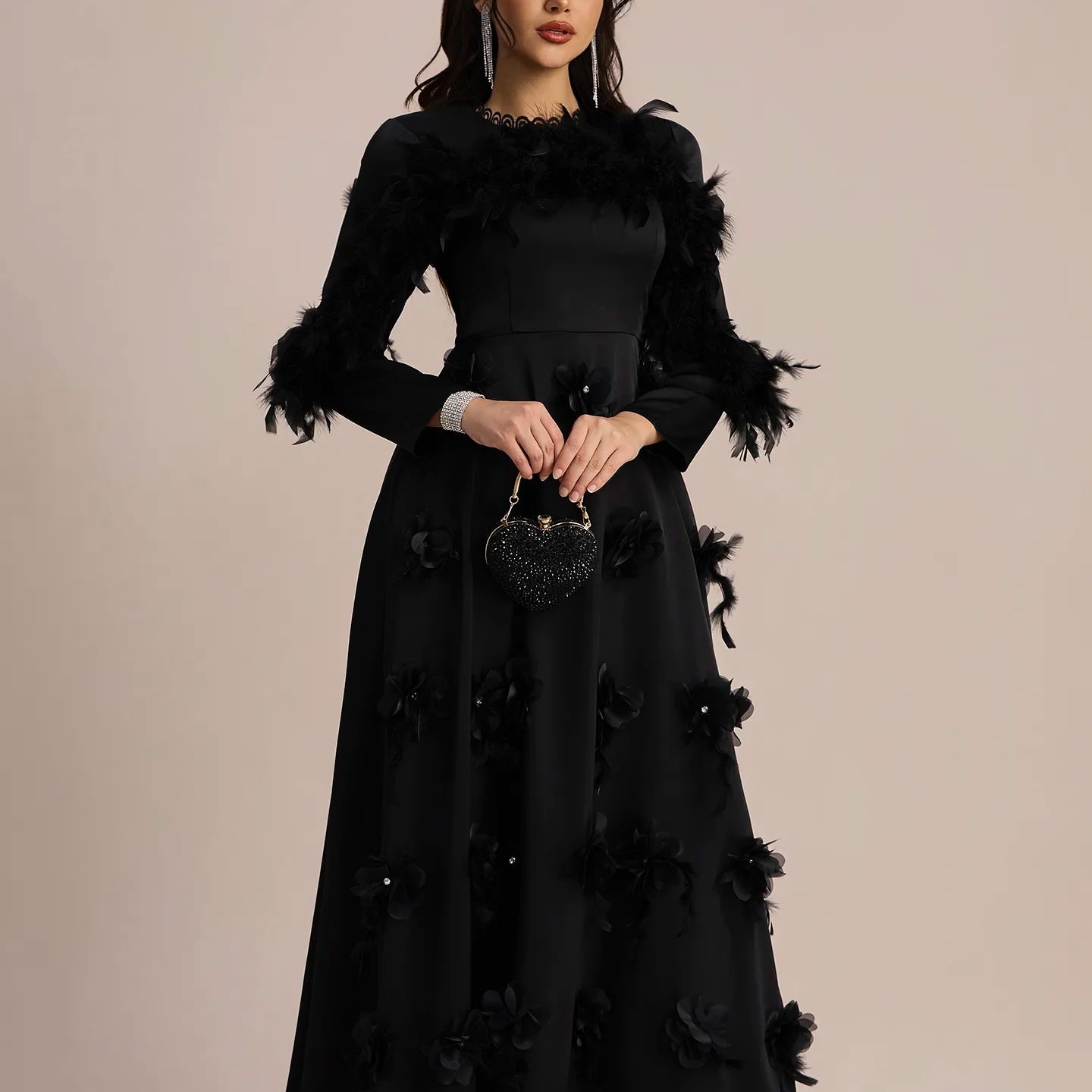 Theresa Çiçek Aplikeli Uzun Kollu Maxi Elbise