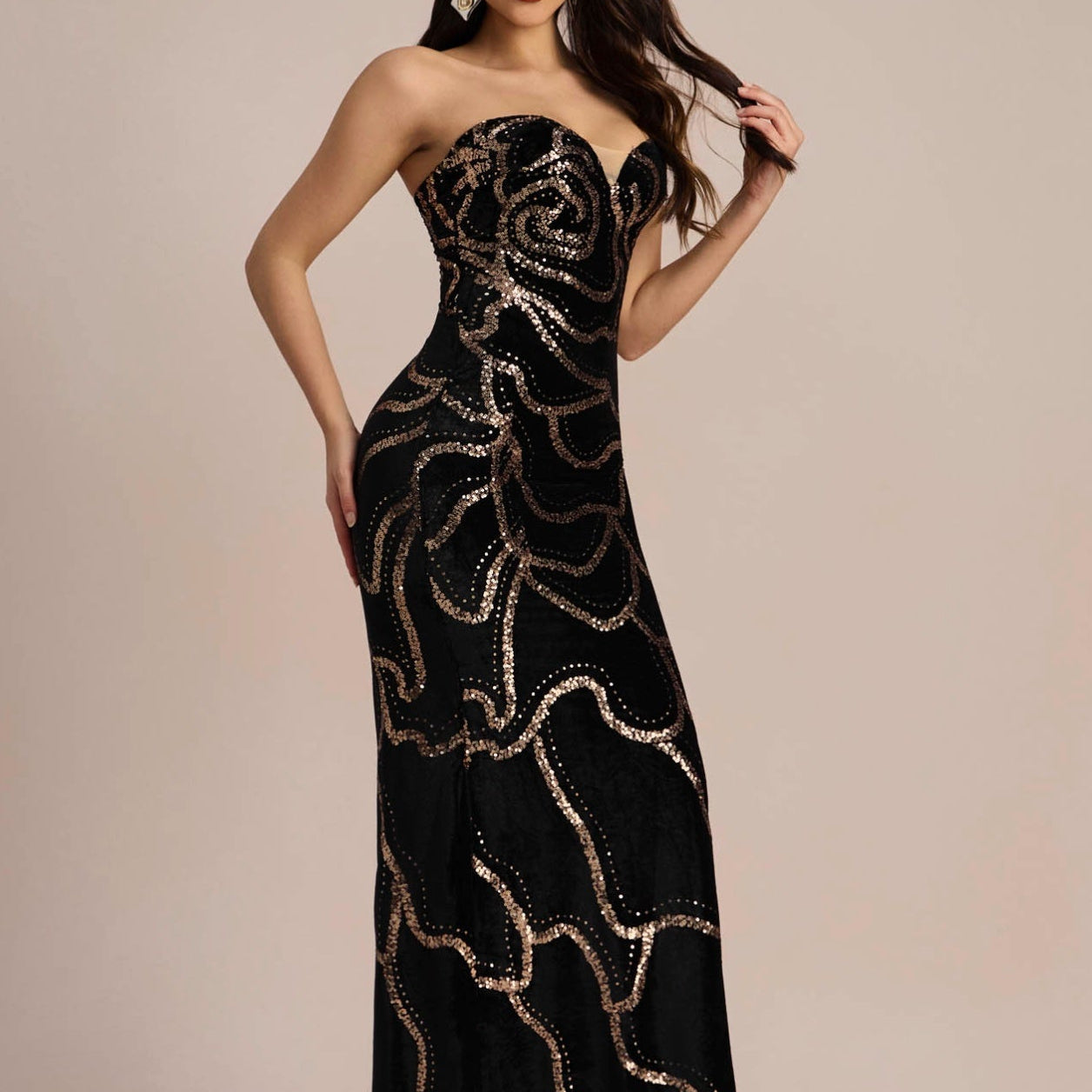 Nydia Payet İşlemeli Kadife Maxi Elbise