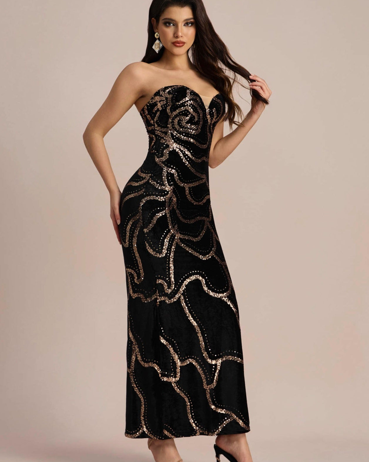 Nydia Payet İşlemeli Kadife Maxi Elbise