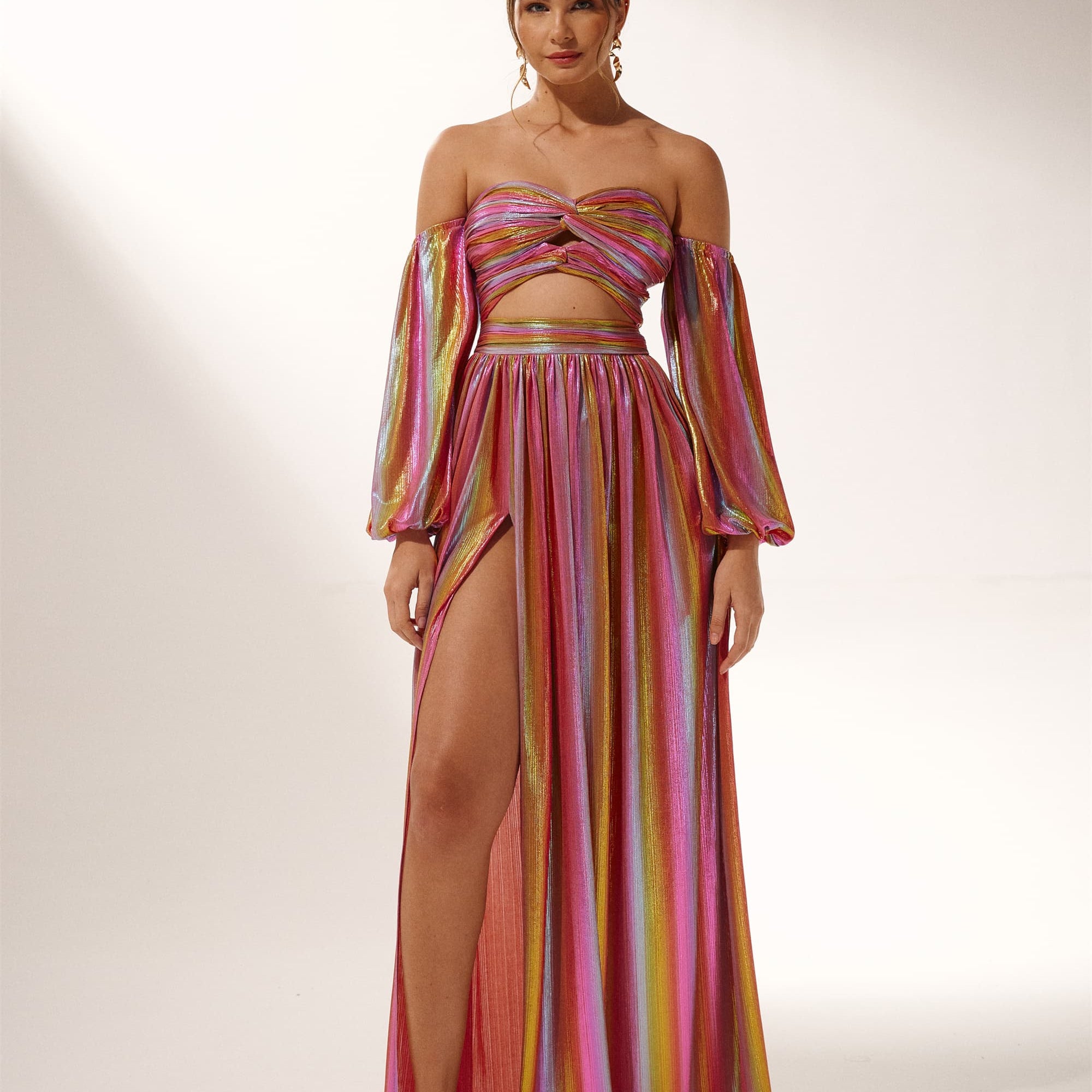 Astrid Metalik Dekolteli Uzun Elbise