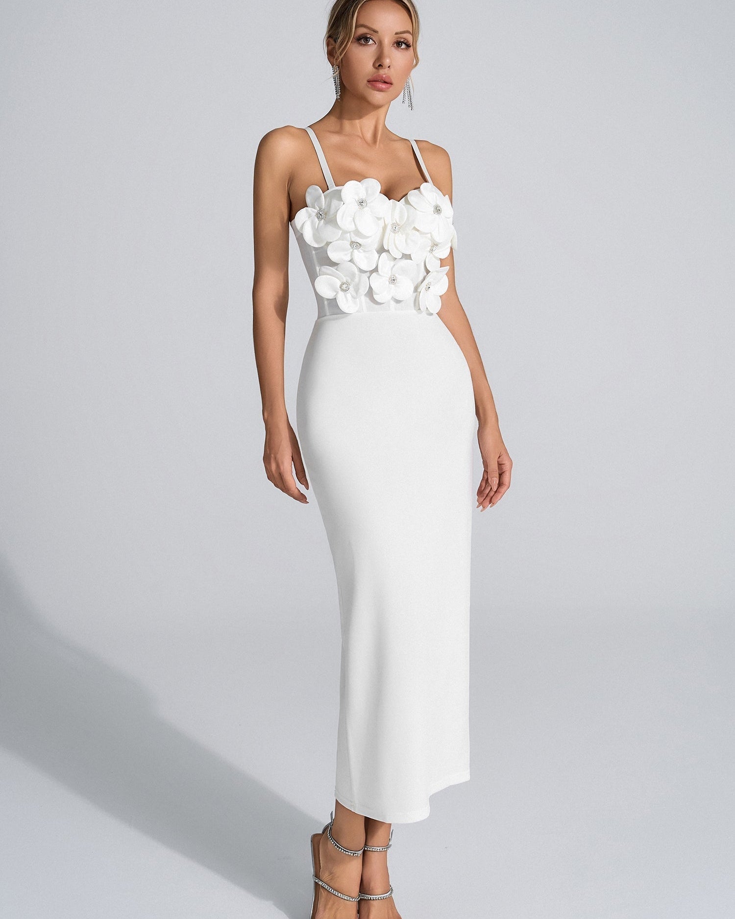 Galilea Beyaz 3D Çiçekli Uzun Elbise