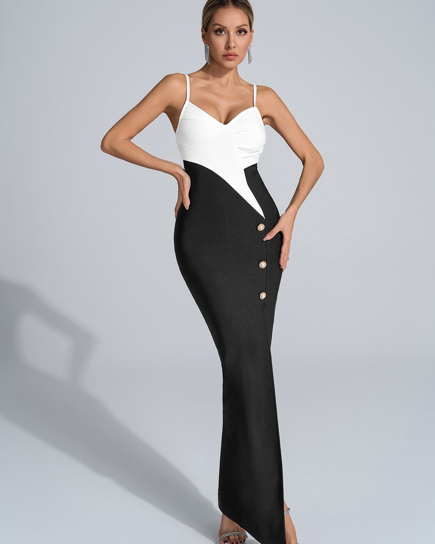 Neil Siyah Beyaz Uzun Elbise