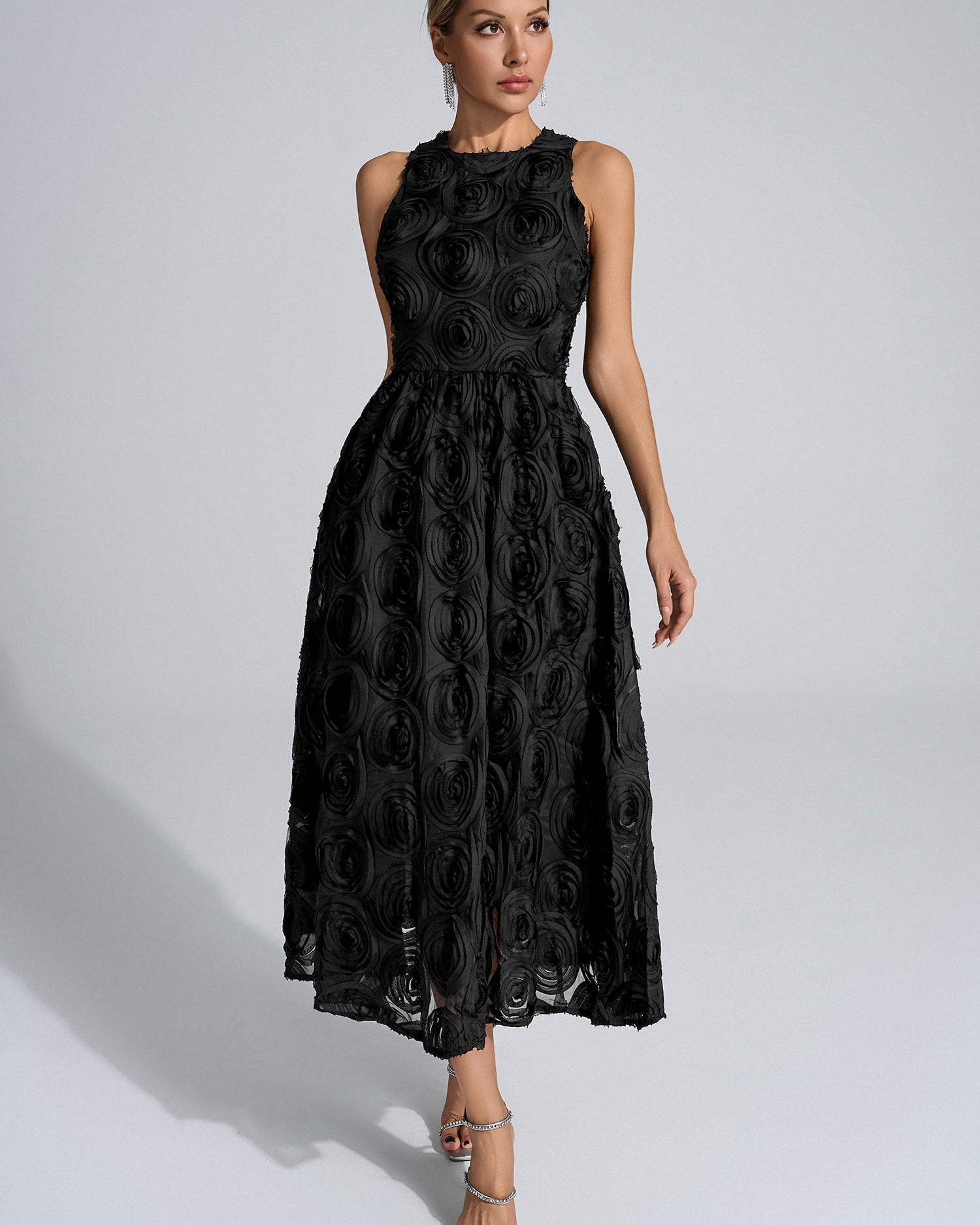 Biberiye Siyah 3D Çiçekli Uzun Elbise