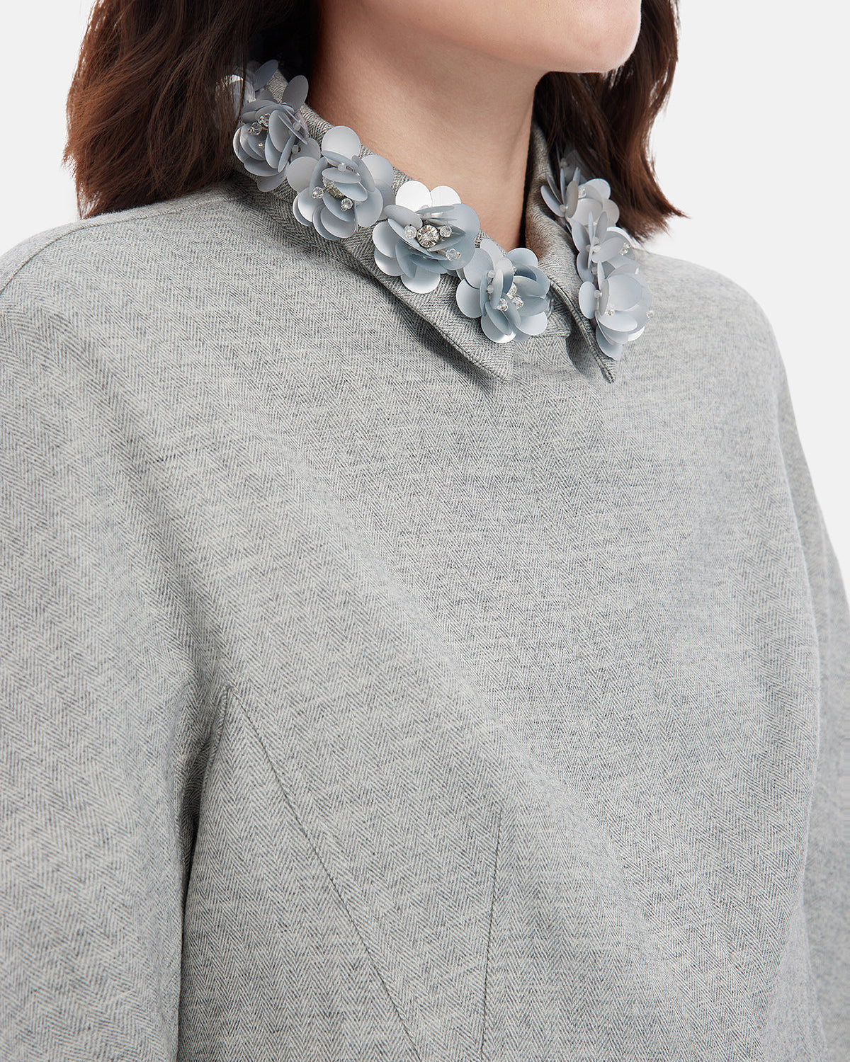 Çiçekli Boncuklu Yaka Ceket