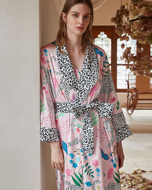 Pembe Kar Leoparı Kıyafet Seti