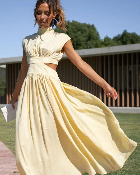 Belden Kesikli Cepli Midi Tatil Elbisesi