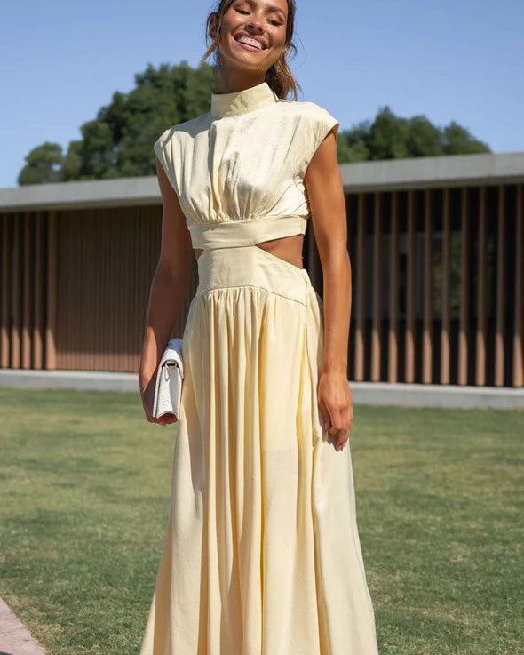 Belden Kesikli Cepli Midi Tatil Elbisesi