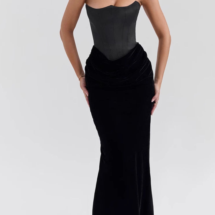 İnce Korseli Elbise