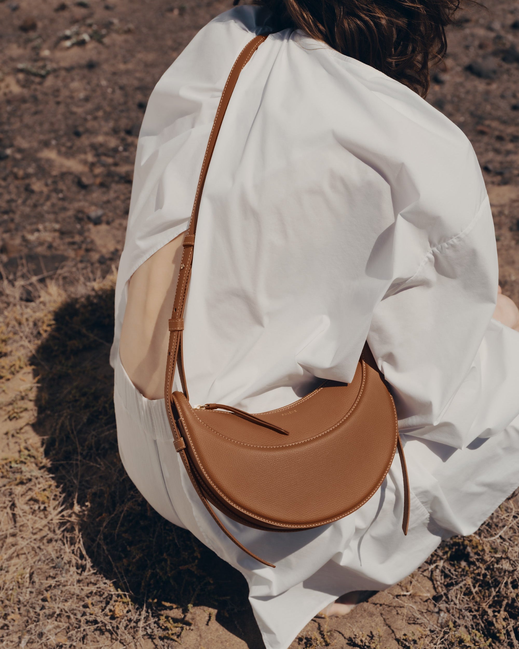 Avelin Omuz Çantası - Dokulu taba