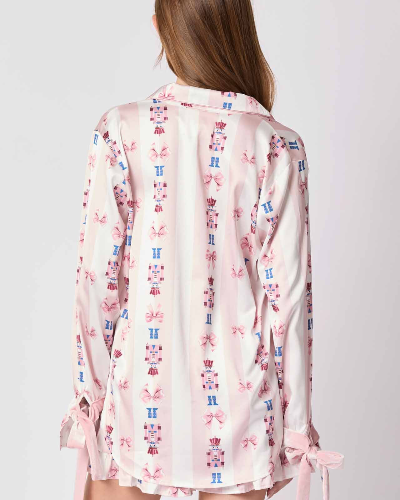 Pijama Takımı Fiyonklu Manşetler