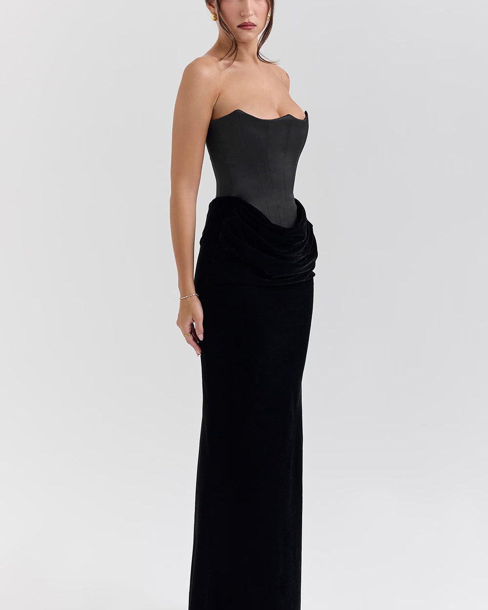 İnce Korseli Elbise