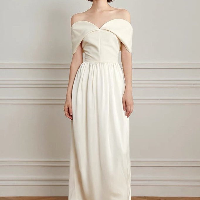 Omuz Açık Eğri Uzun Elbise Krem