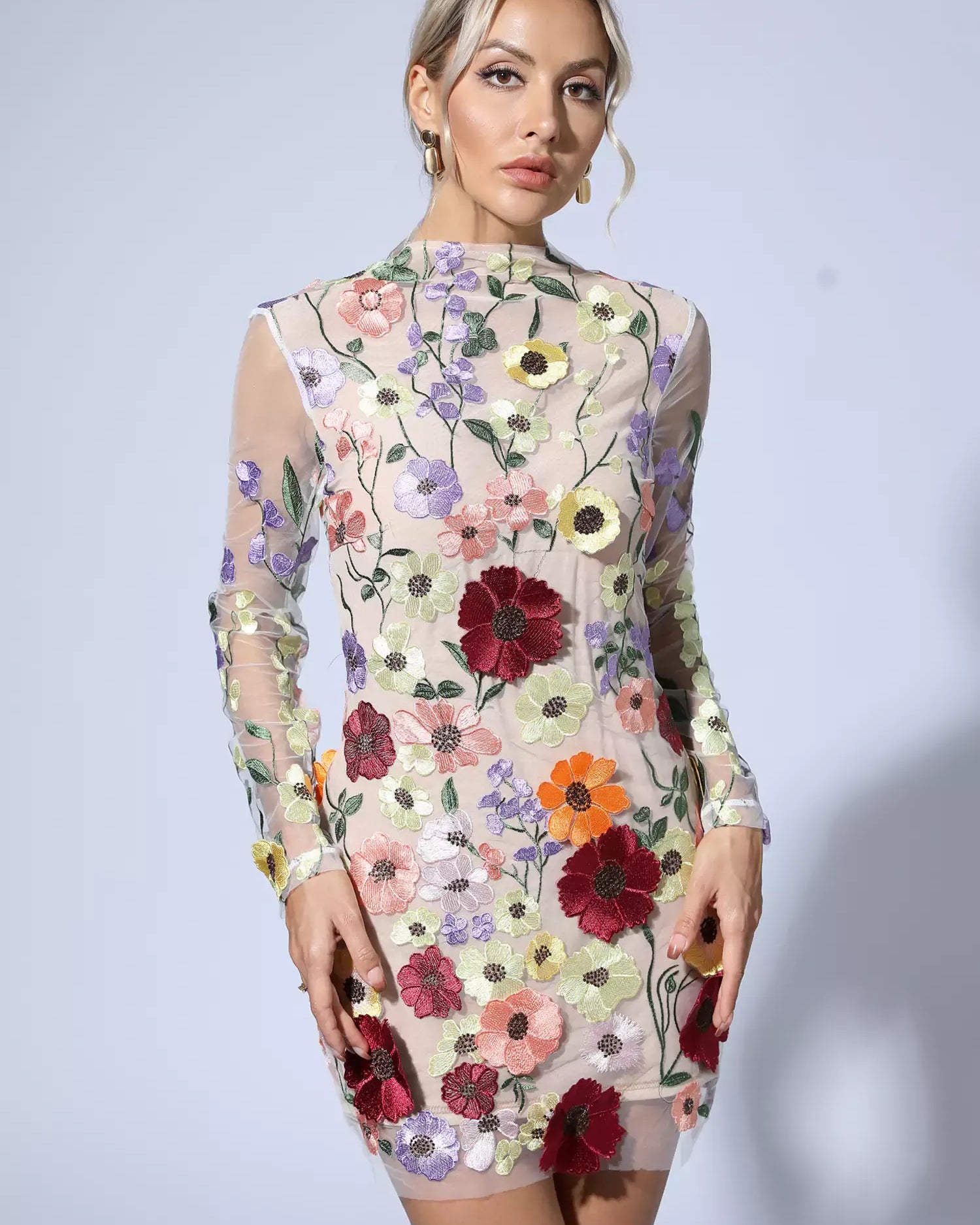 Danna Flesh Beyaz Çiçek Nakışlı Mini Elbise