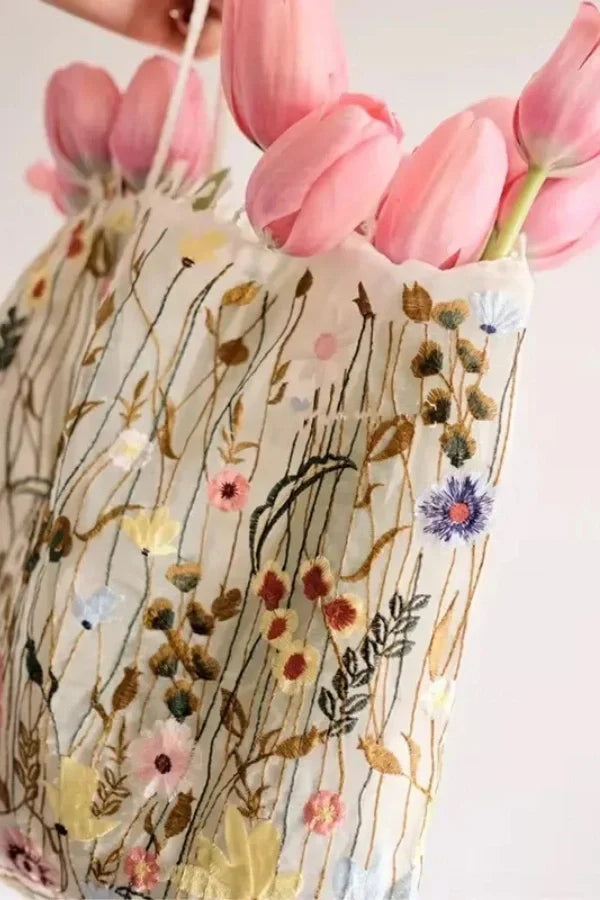 Lakelyn Çiçekli Tote Çanta