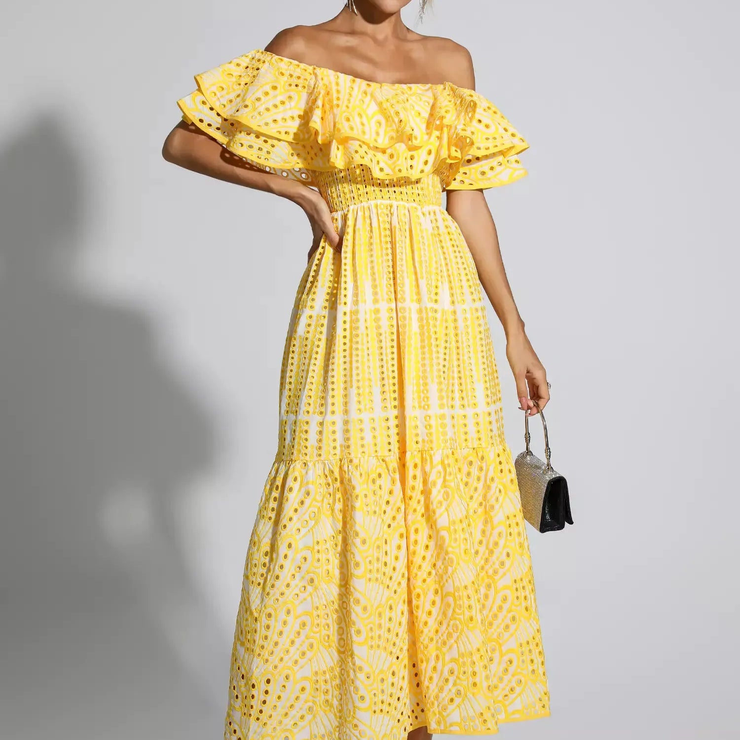 Malani Sarı Dekolteli Fırfırlı Maxi Elbise