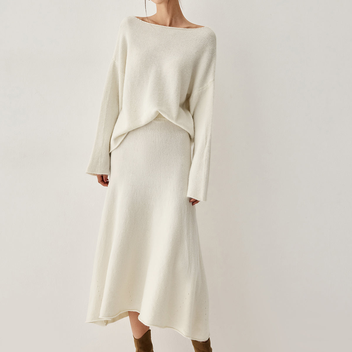 Büyük Boy Kazak İki Parça Etek Takımı