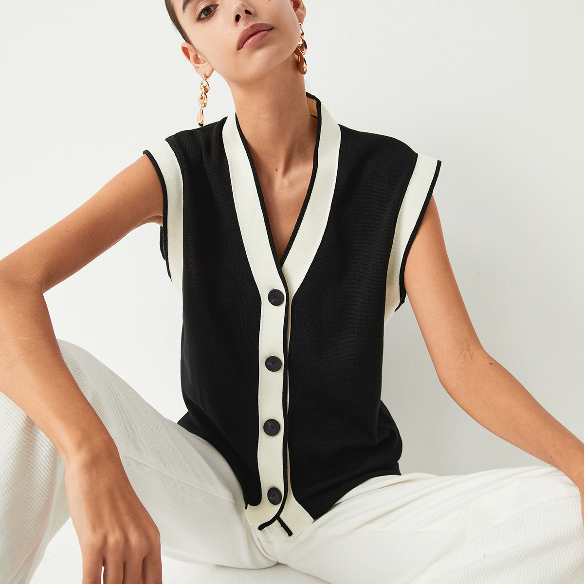 Kontrast Trim Kazak Yelek