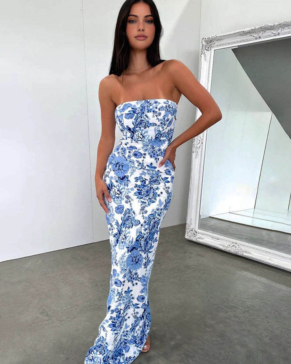 Çok Çiçekli Uzun Elbise