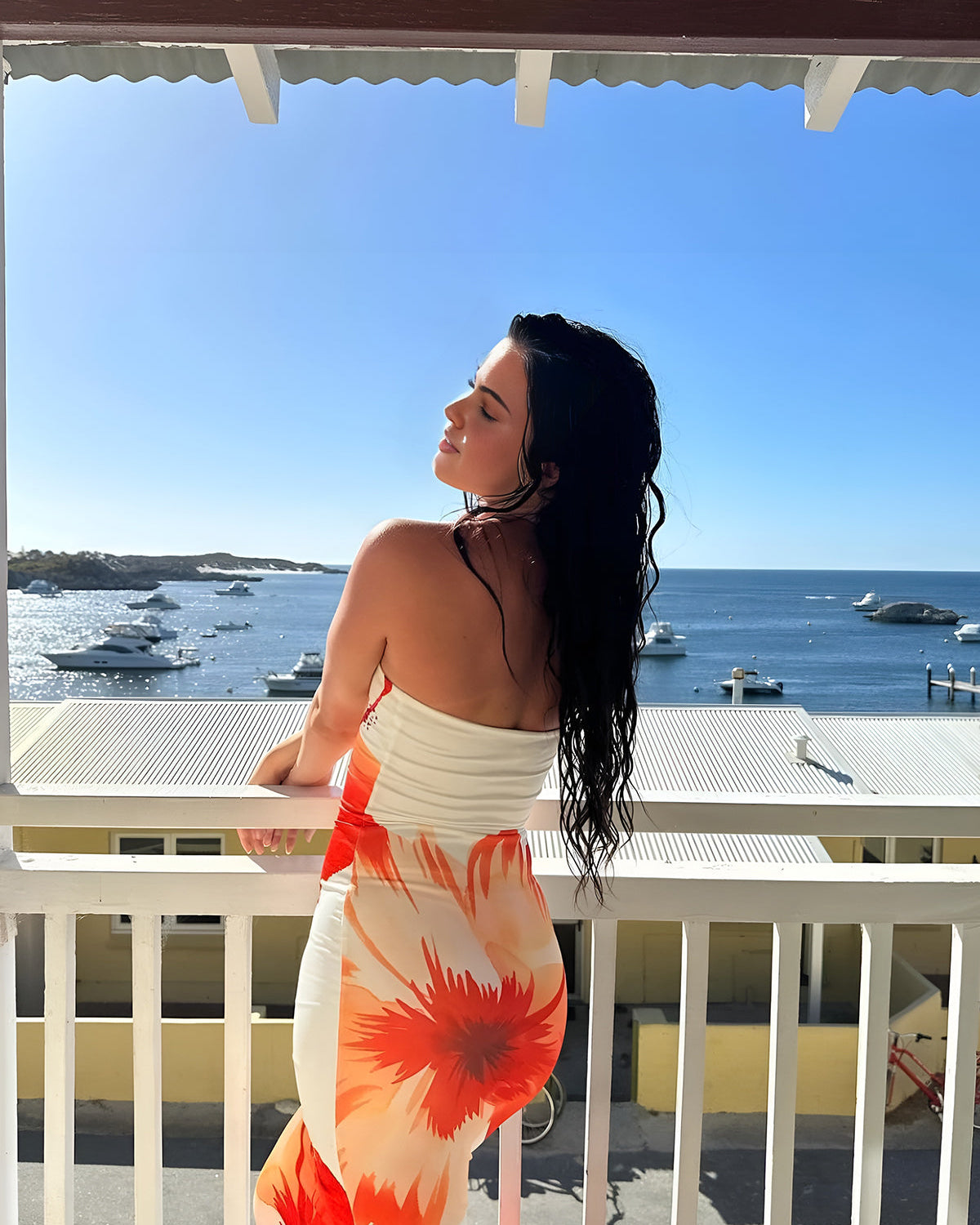 Çiçekli Desenli Tatil Uzun Elbise