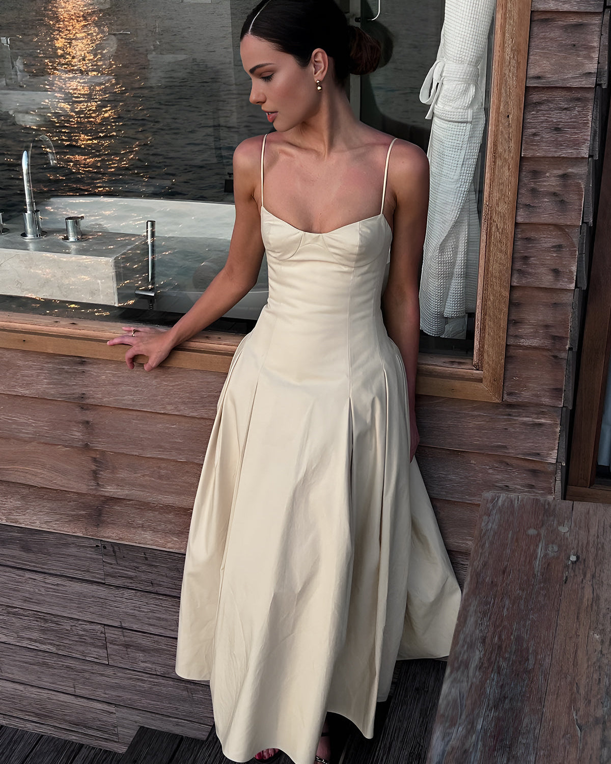 Pliseli Askılı Uzun Elbise