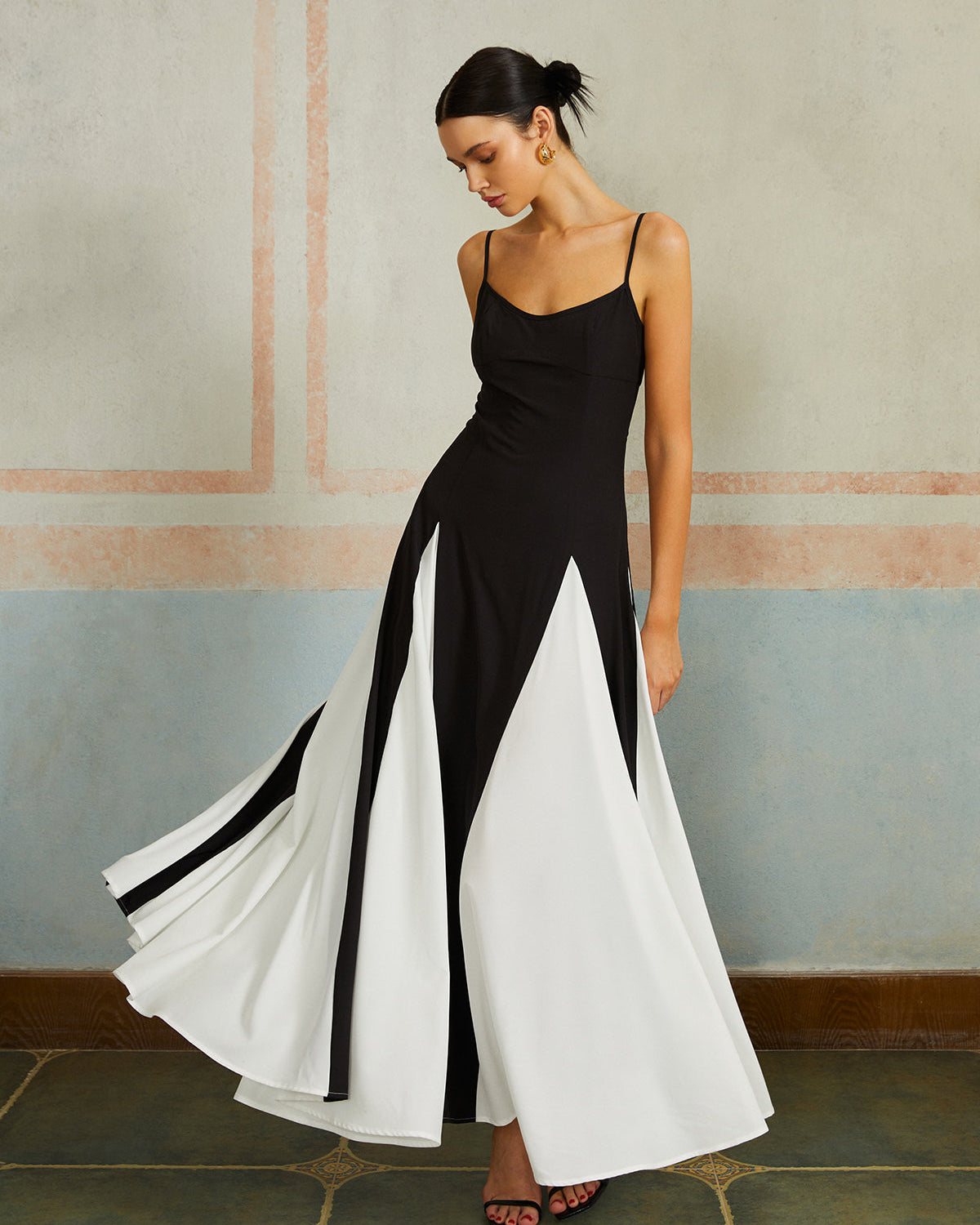 Renk Bloklu Spagetti Askılı Uzun Elbise