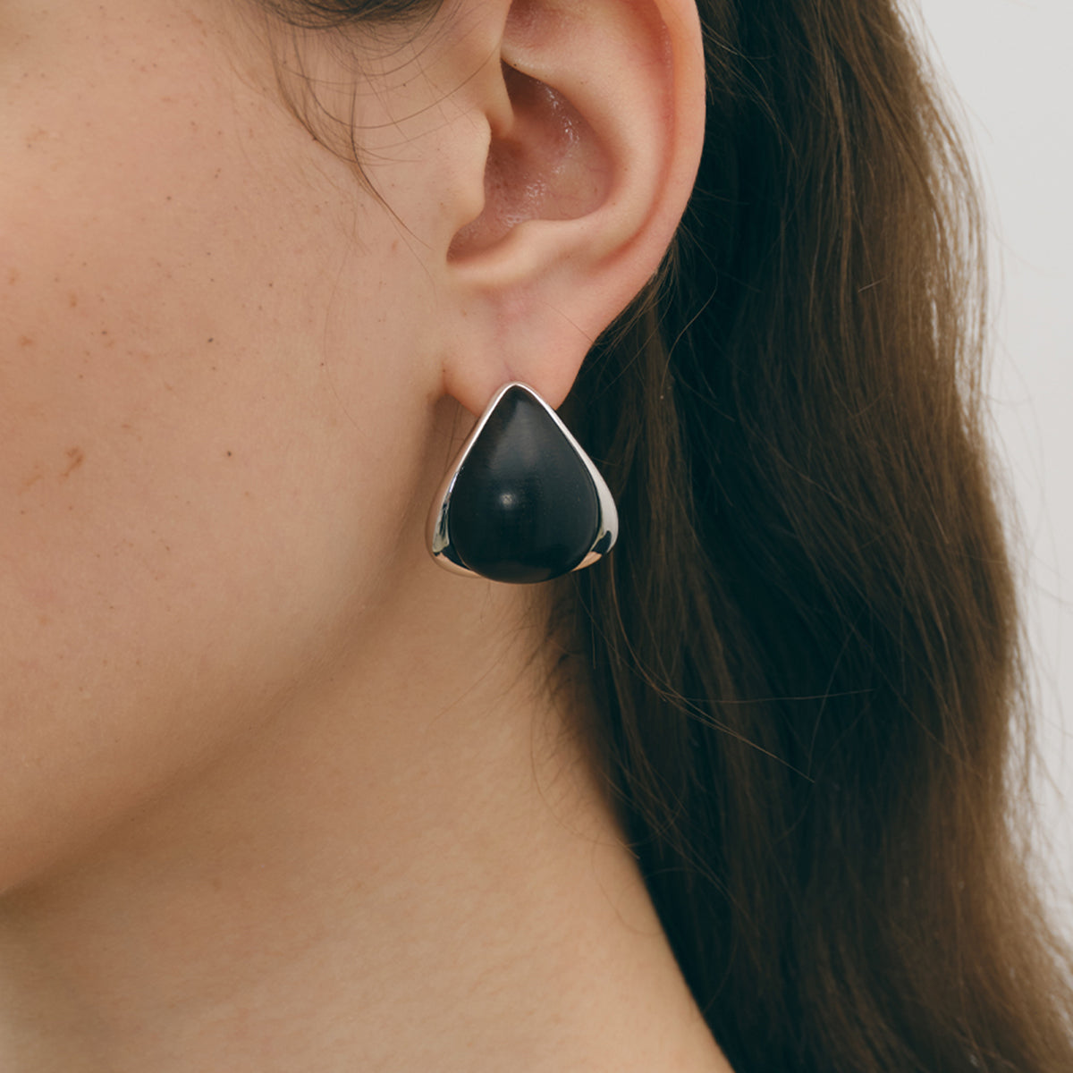 Lüks Siyah Gümüş Küpe