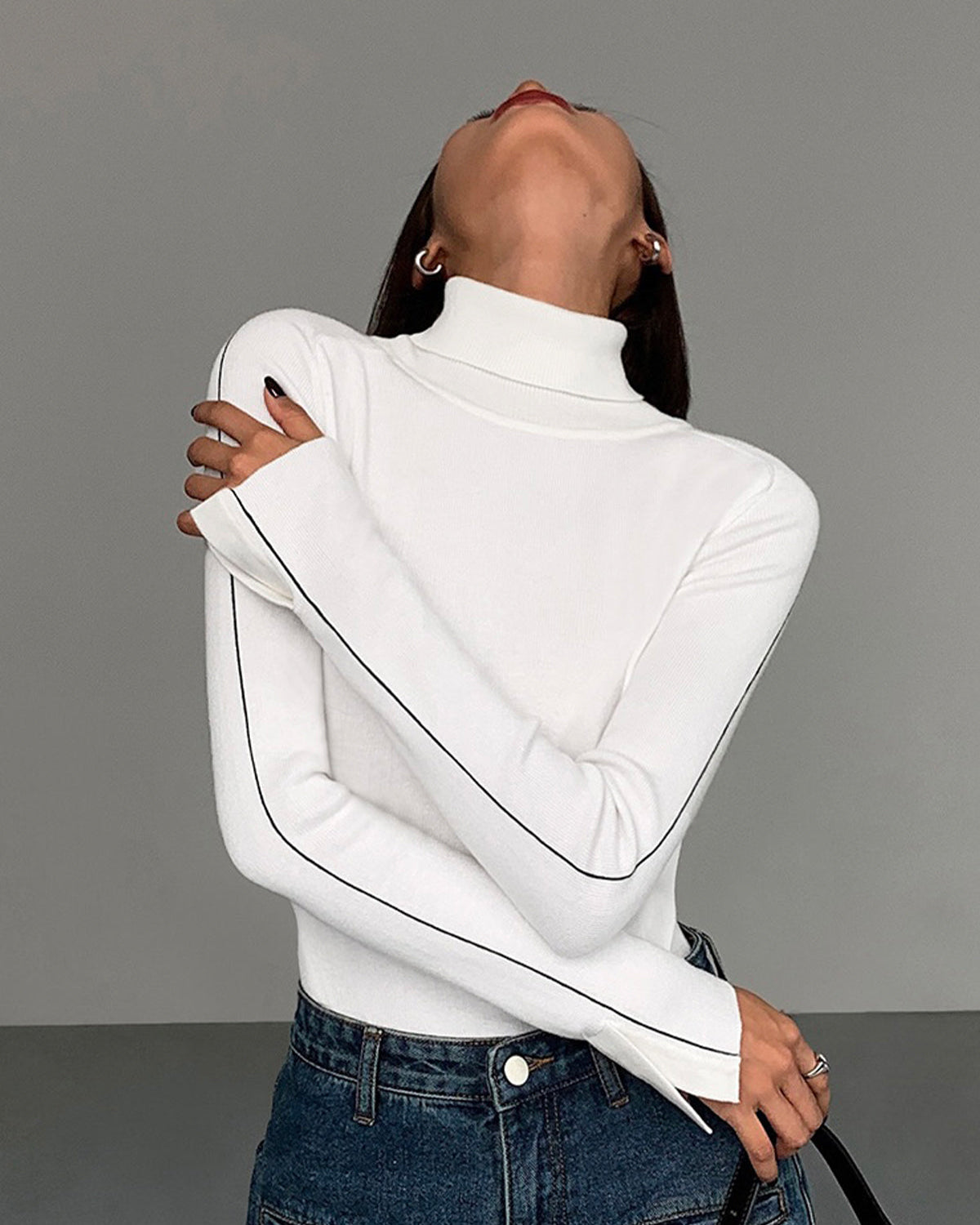 Kontrast Boru Yakalı Kazak