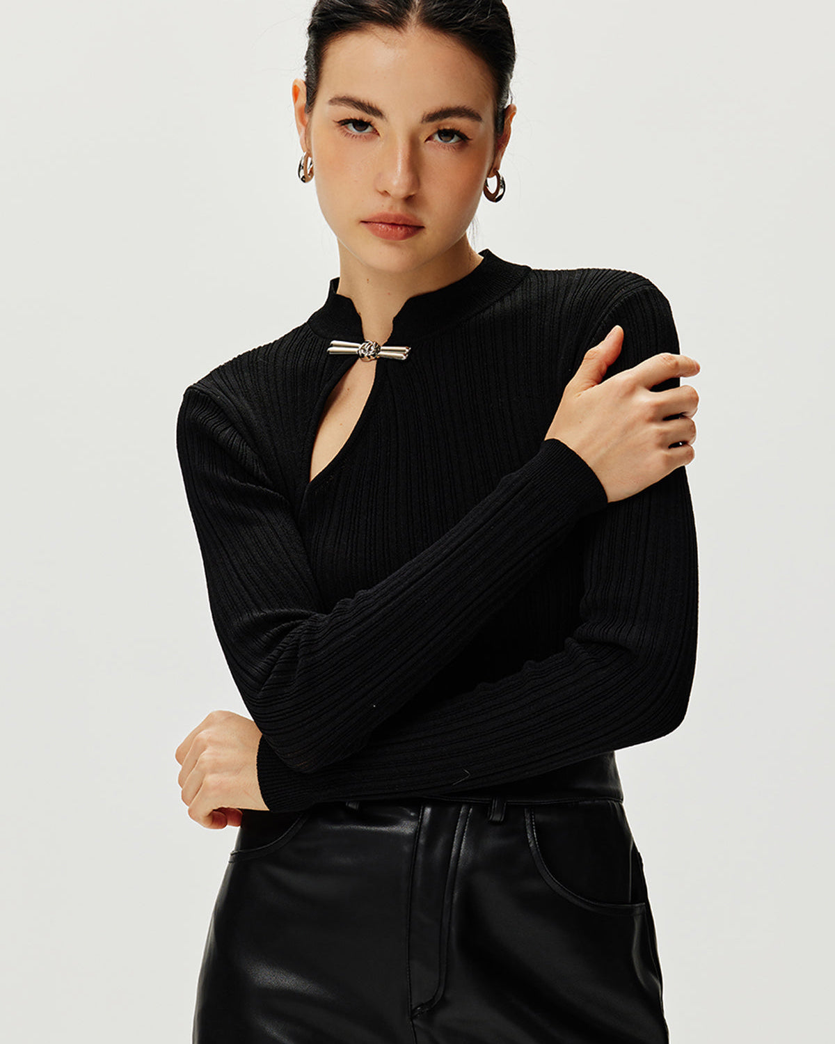 Kaburgalı Metal Düğümlü Kazak