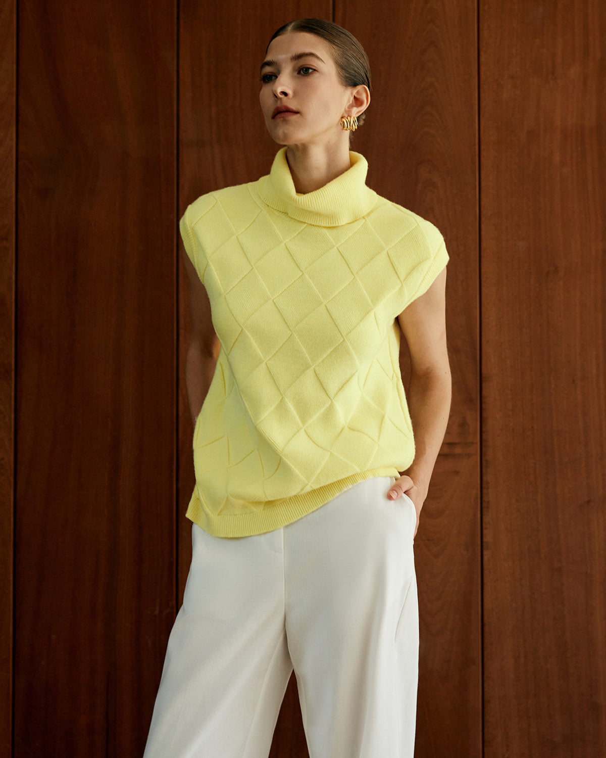 Turtleneck Diamond Kazak Yelek