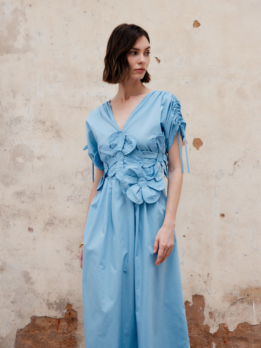 Çiçekli Bağcıklı V Yaka Uzun Elbise