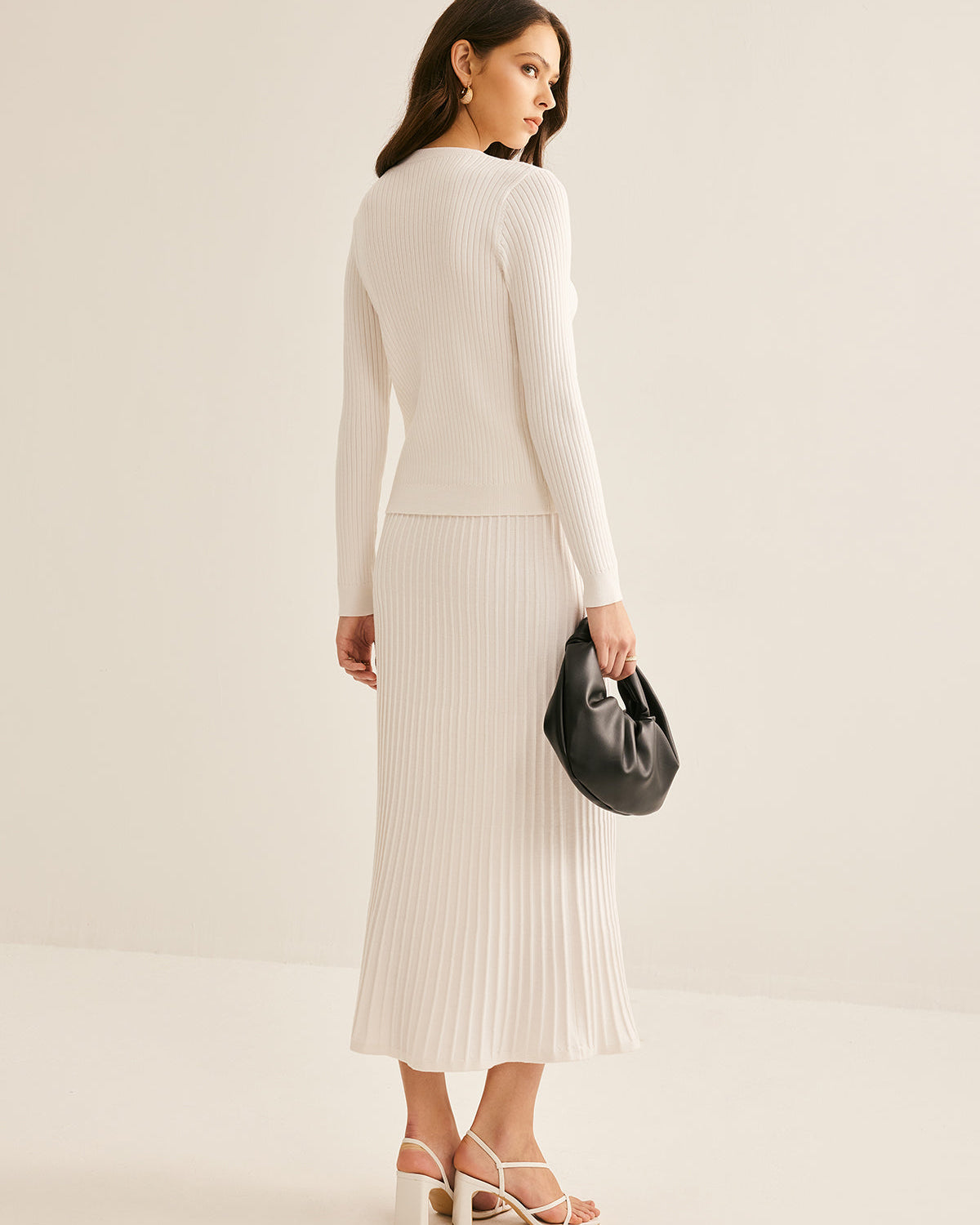 Şık Düğmeli Pileli Kazak Koordinatları