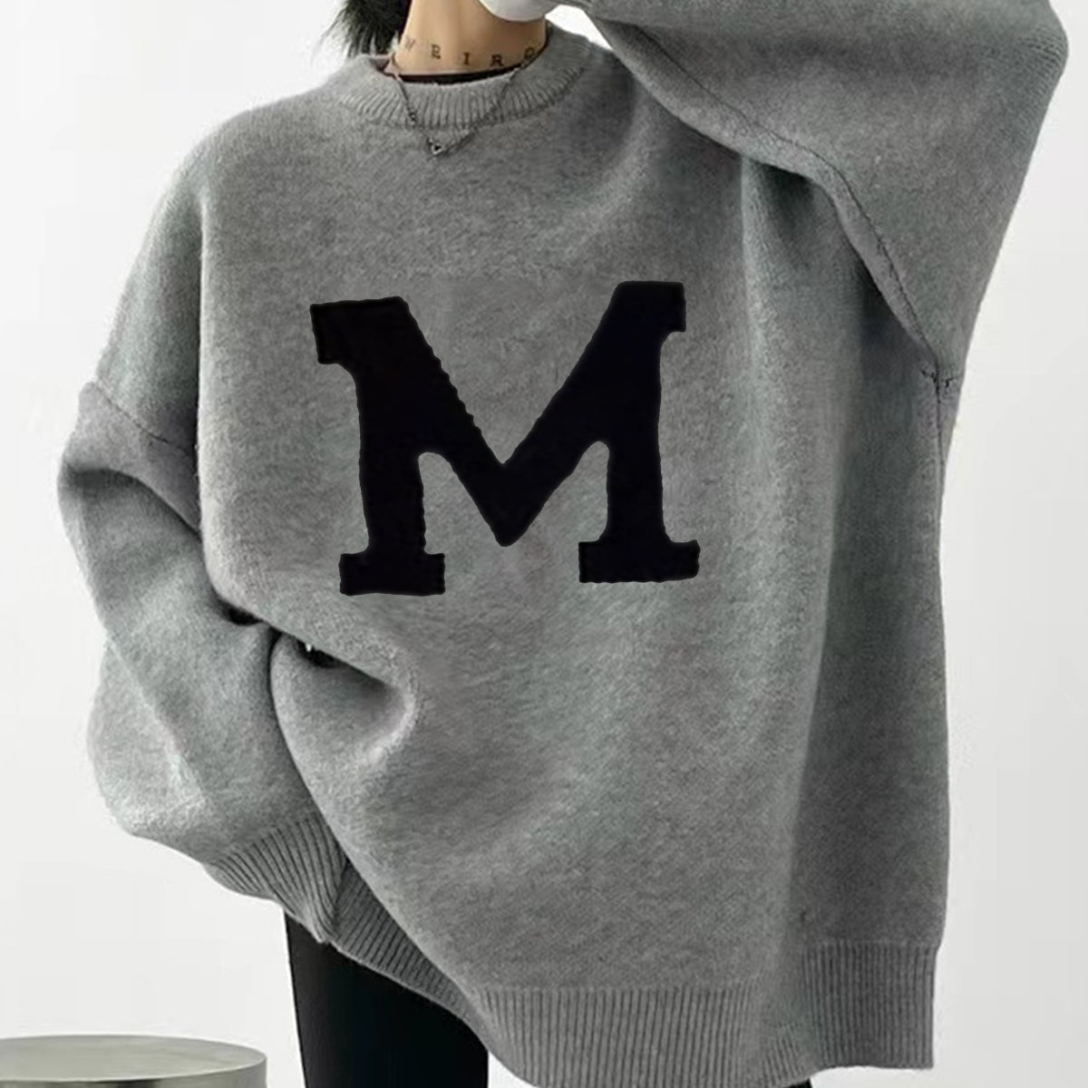 Harf Baskılı Bol Kazak