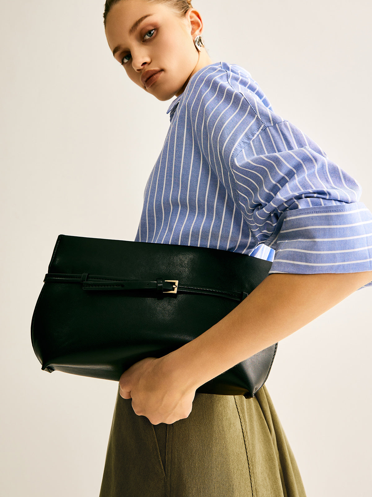 Modern Grace Clutch Çanta