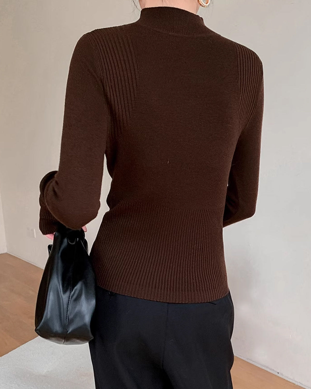 Balıkçı Yaka Göğüslü İnce Kazak