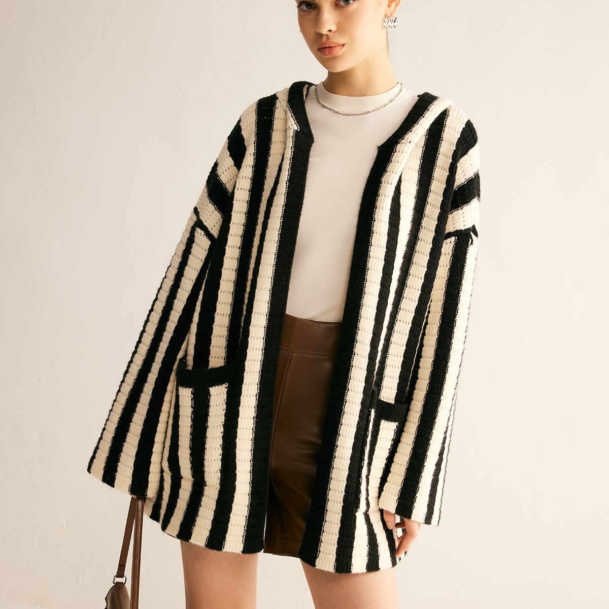 Kontrast Çizgili Kapüşonlu Hırka