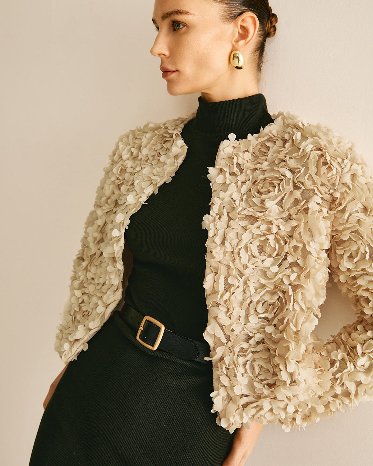 Çiçek Yuvarlak Yaka Ceket