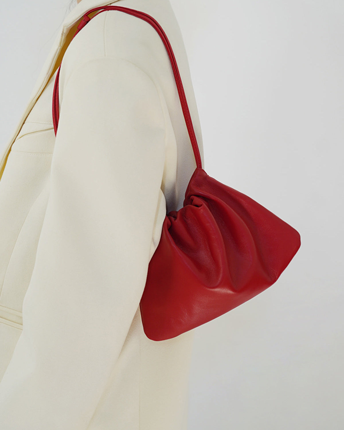 Scarlet Pouch Deri Çanta