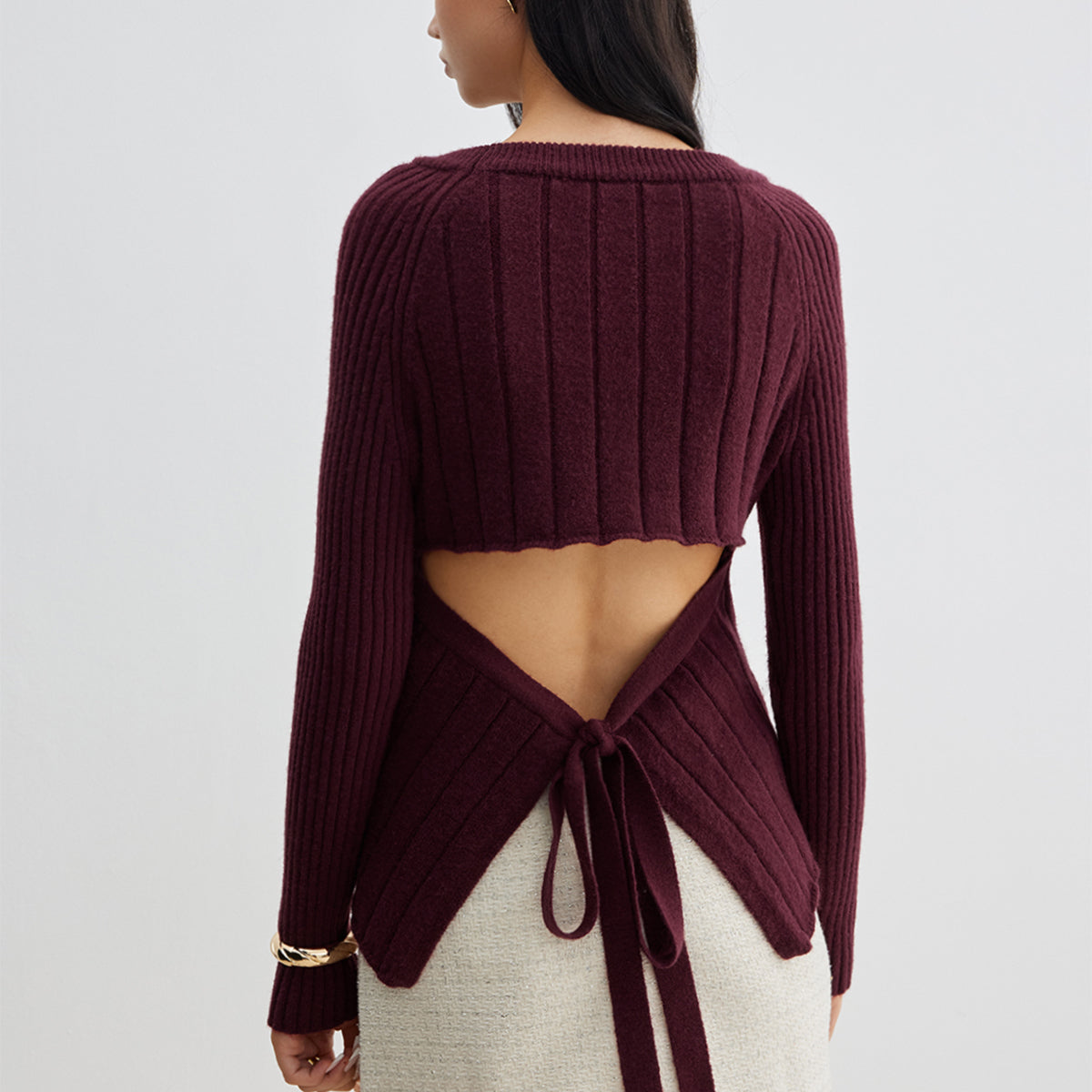 Sırt Dekolteli Bağcıklı Dar Kesim Triko Bluz
