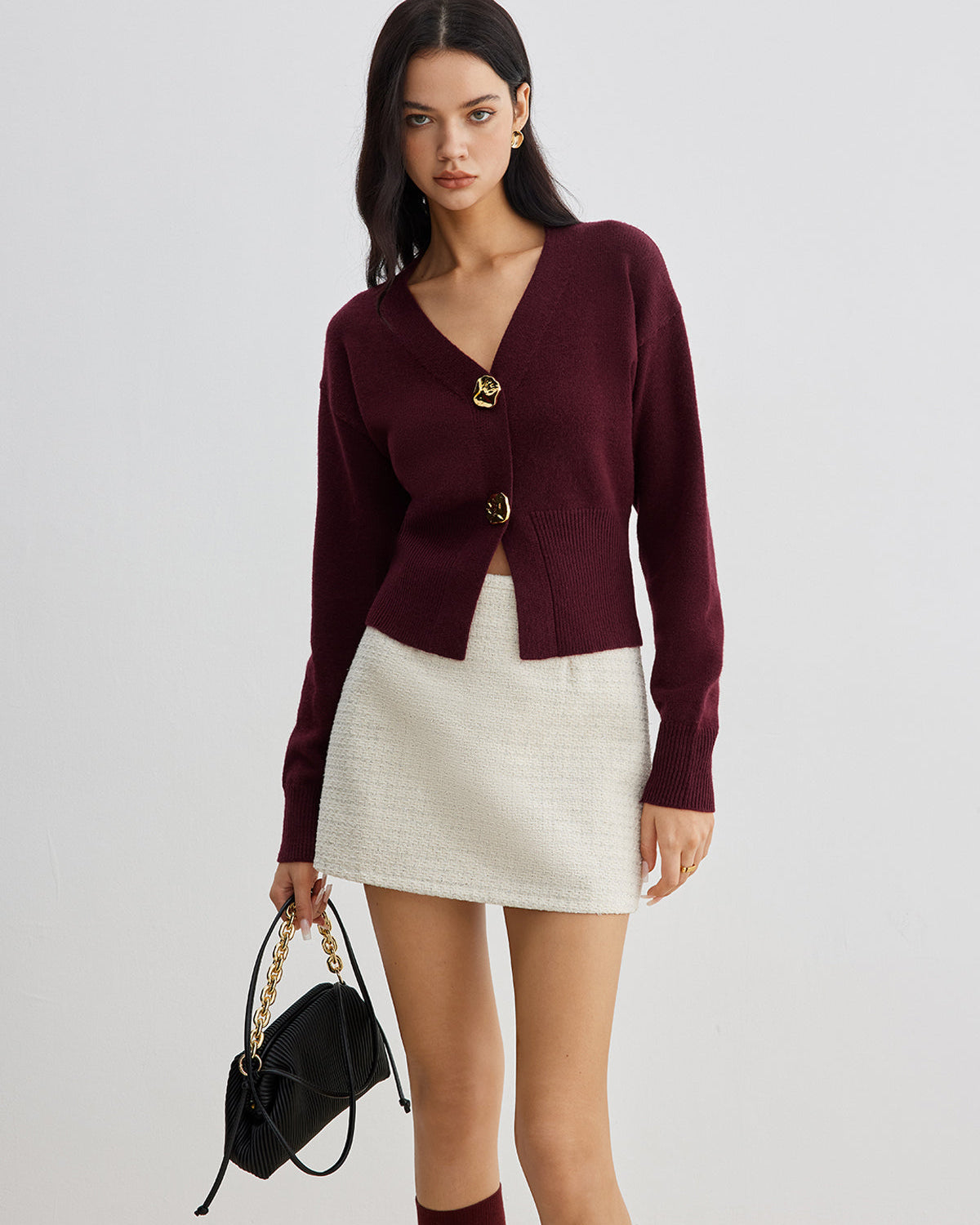 Zarif Metal Düğmeli Kısa Hırka