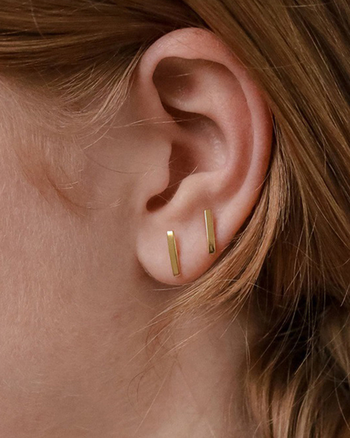 Minimal Çizgi Küpe