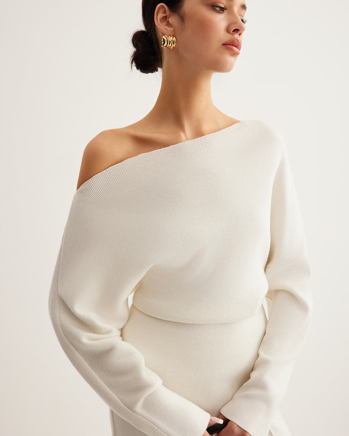 Yün Karışımlı Asimetrik Yaka Triko Bluz