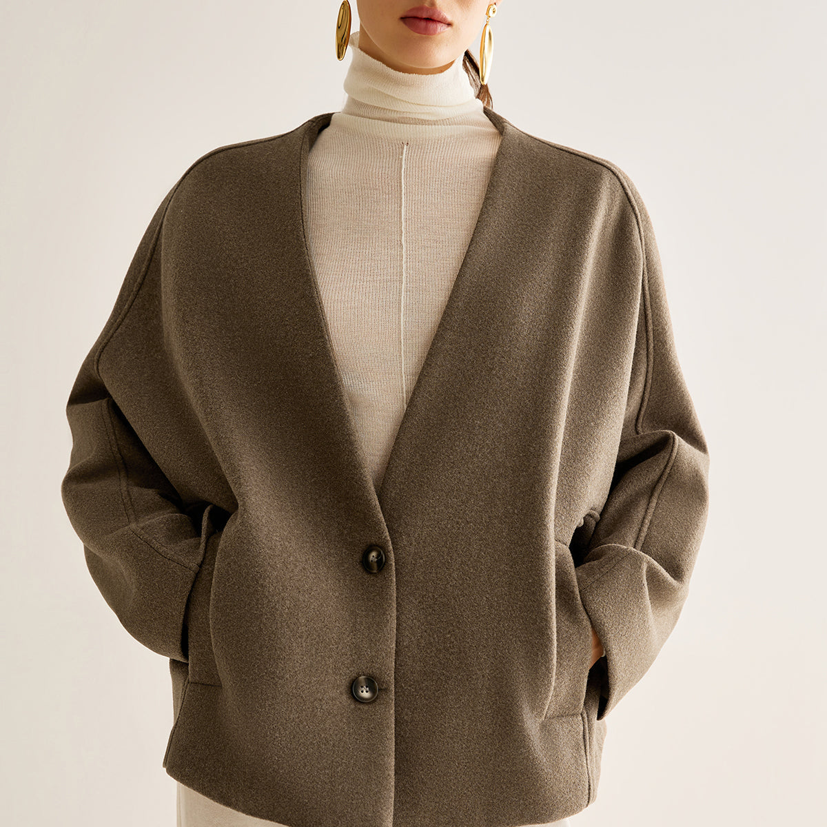 V Yaka Bol Sıcak Ceket