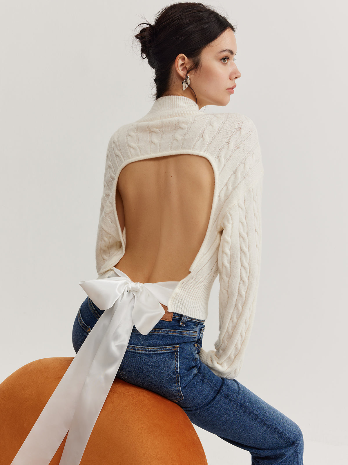 Backless Bow Detaylı Triko Bluz