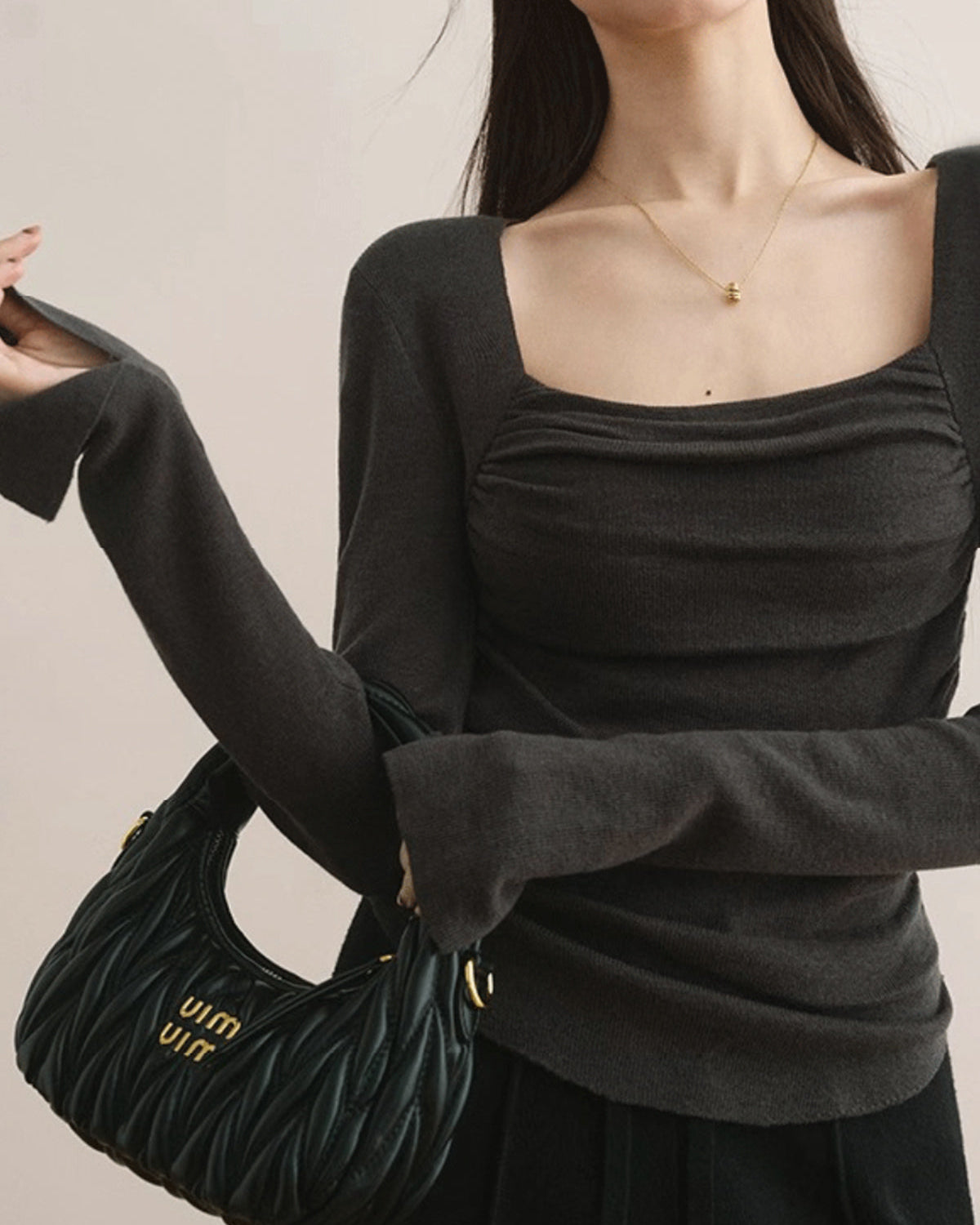 Pamuklu Kare Yaka İnce Kazak