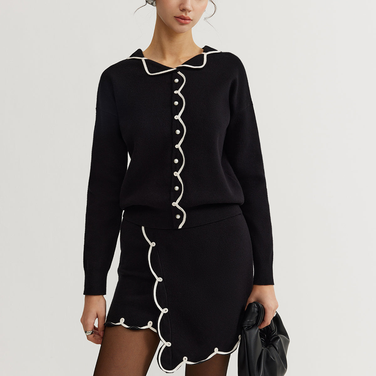 Rahat Kontrast Biyeli Triko Takım